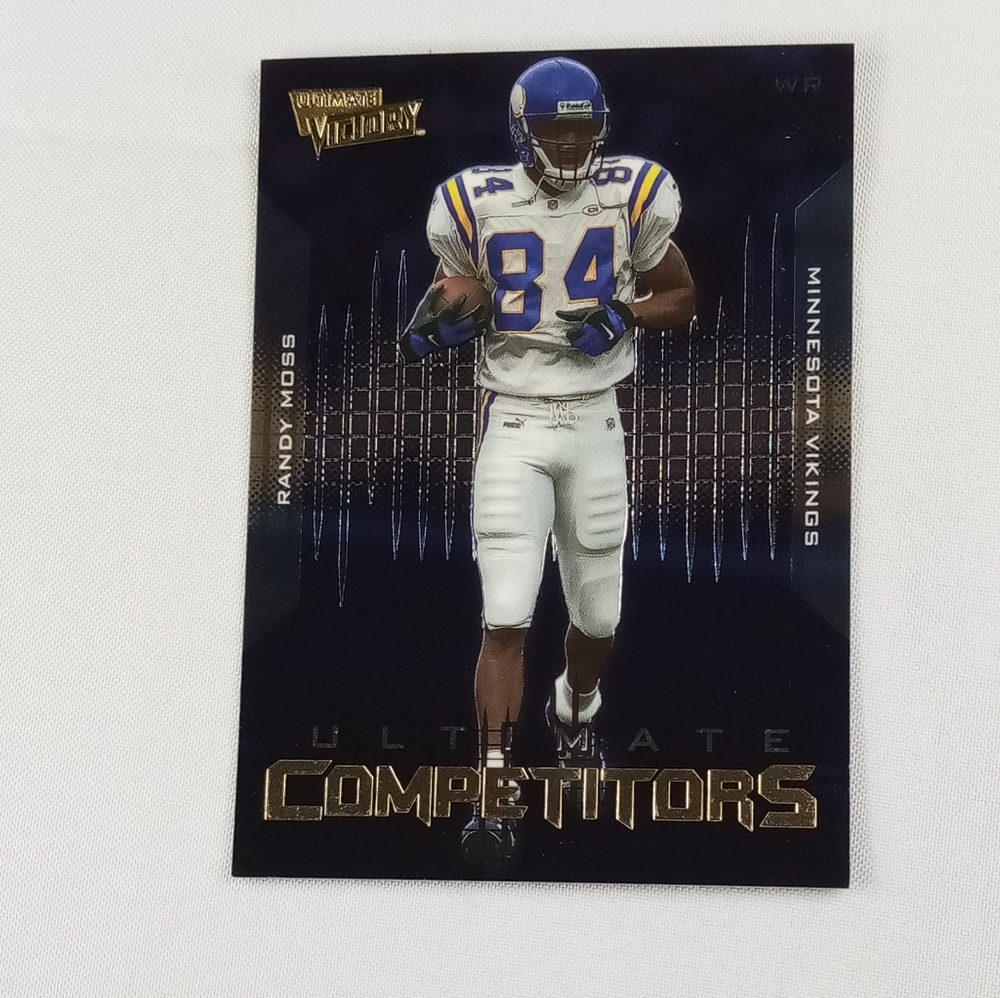 2000 Upper Deck Ultimate Victory Randy Moss NFL Trading Card #UC1 - Picture 4 of 5